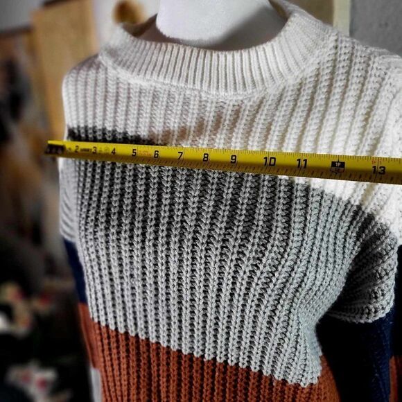 New without tag Zesica sweater size S - Picture 9 of 9